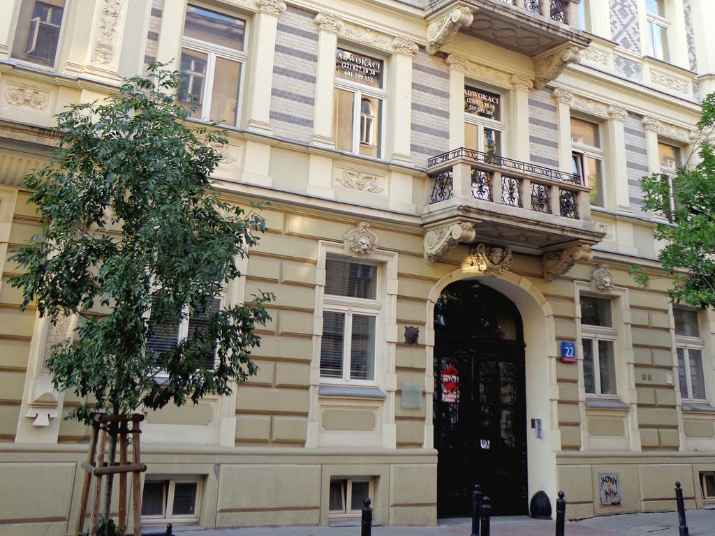 Rental Apartments Wilcza Warsaw Bilik gambar